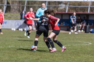 Bild 270 - wBJ VfL Pinneberg - Waldd�rfer SV : Ergebnis: 5:0